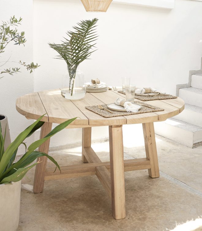 Mesa Encuentro en STOCK