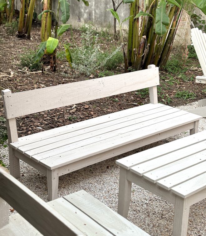 Banco Monserrat 2 cuerpos