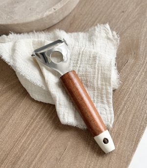 Pelapapa en Madera Acacia