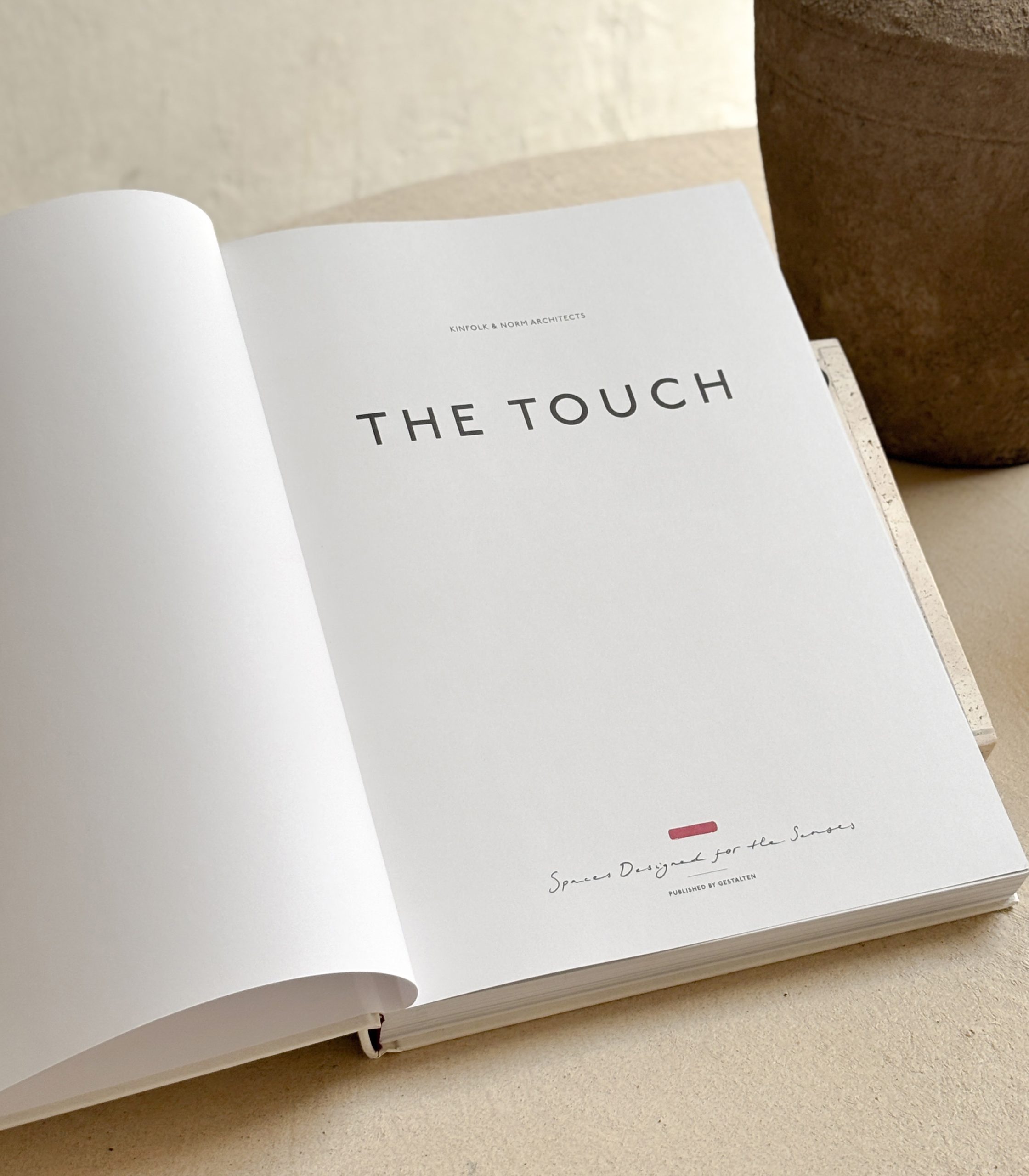 Libro The Touch - Imagen 6