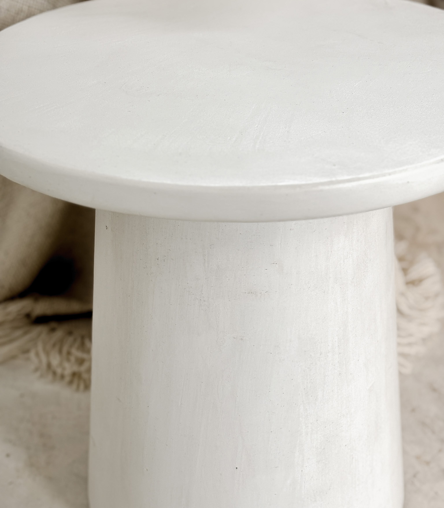 Mesa de Apoyo Conica Canteras Hueso Stock - Imagen 11