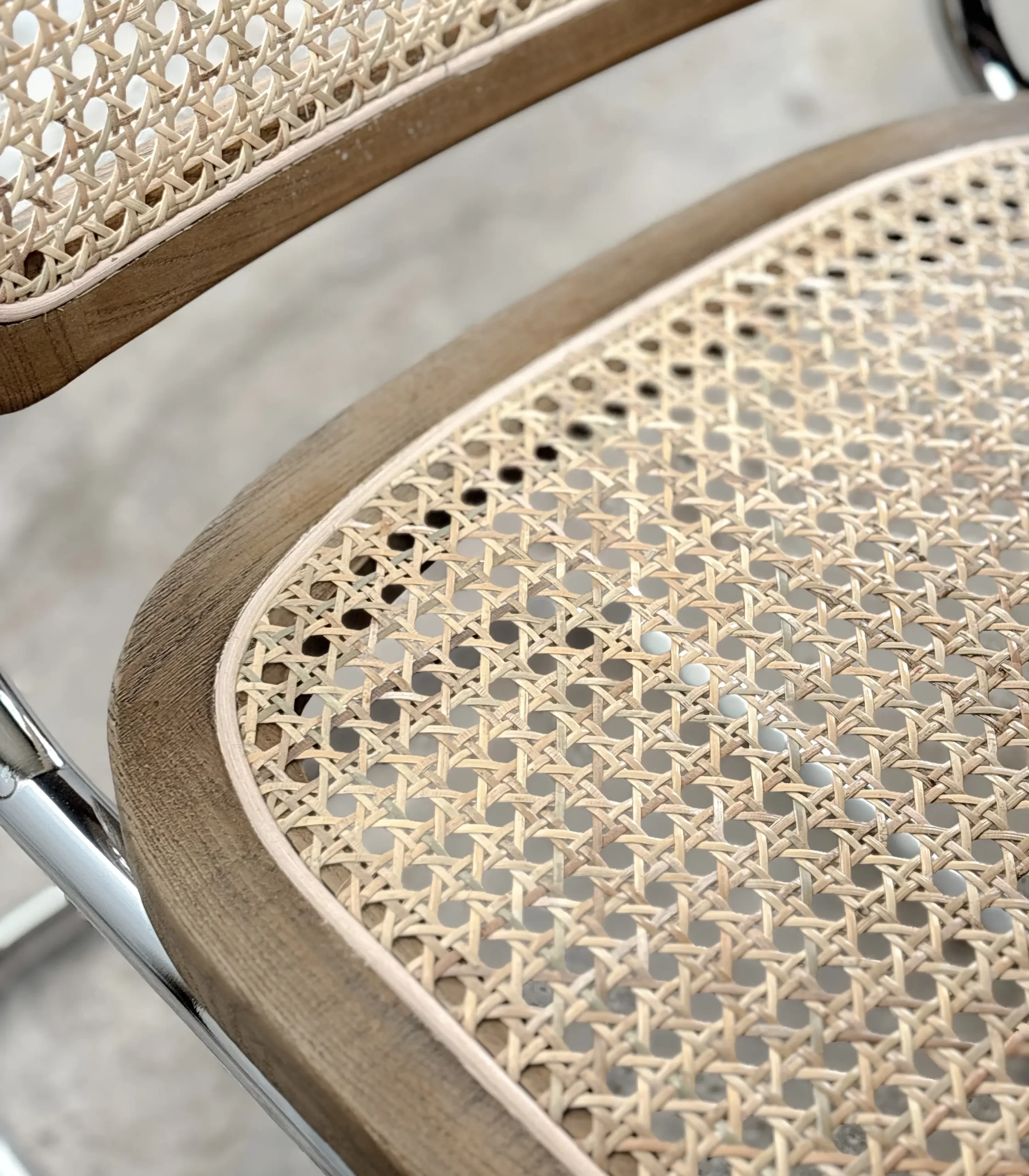 Silla Cesca Roble Con Apoyabrazos - Imagen 7